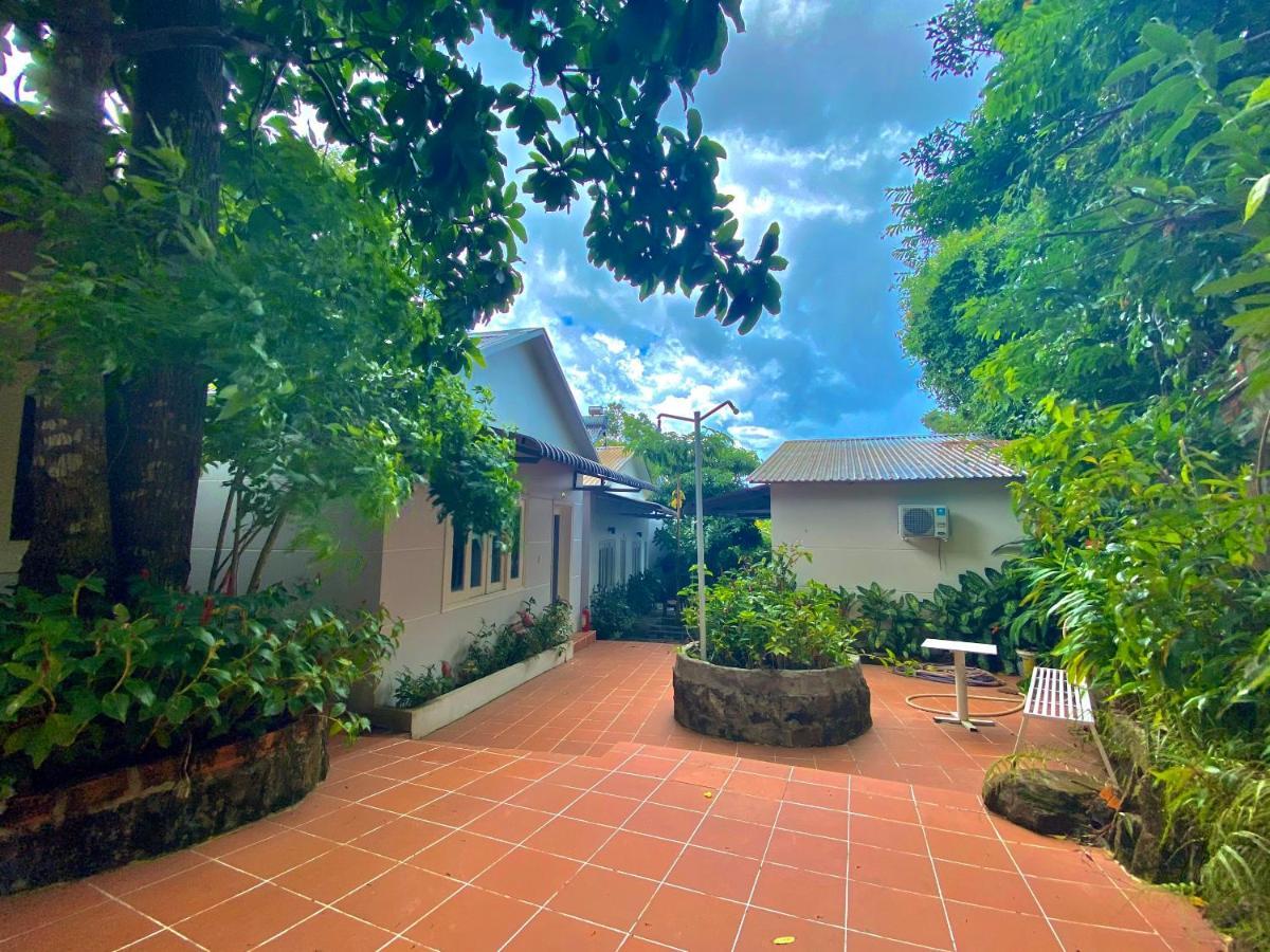 Ngoc Hanh Bungalow Phu Quoc Exterior foto