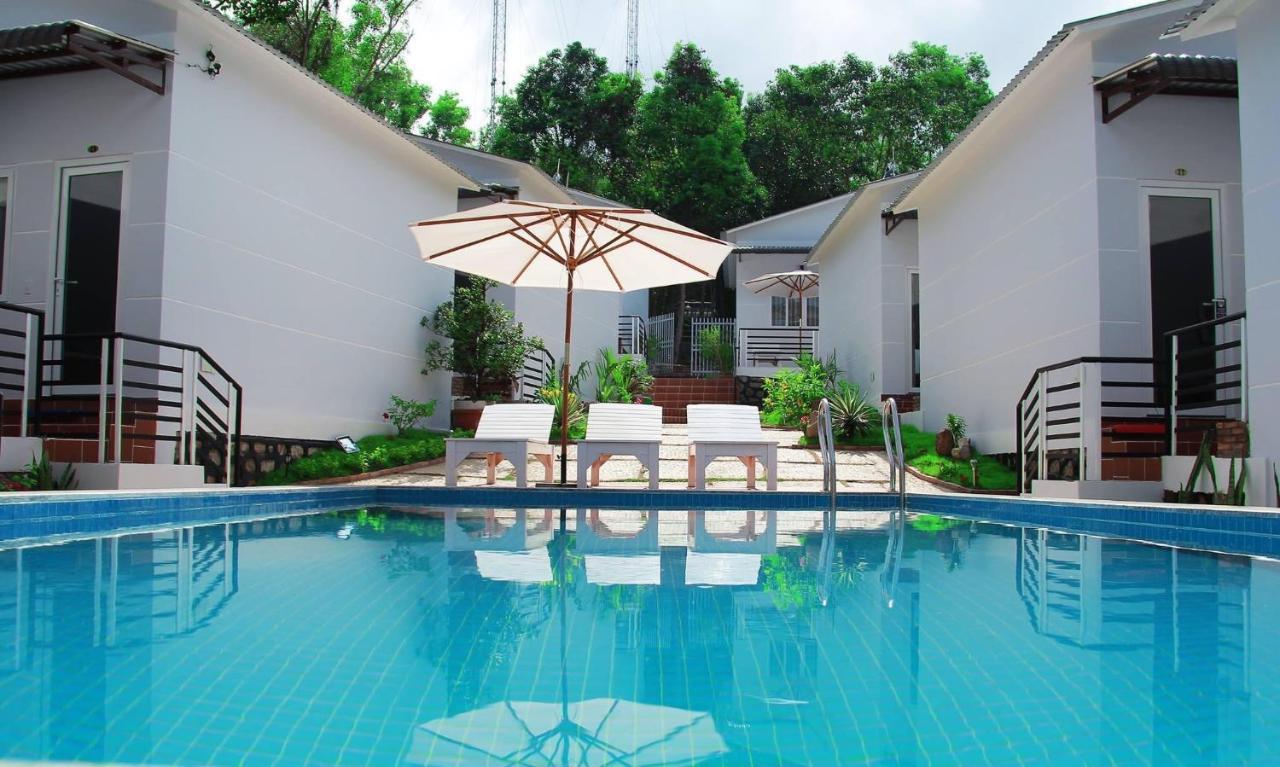 Ngoc Hanh Bungalow Phu Quoc Exterior foto